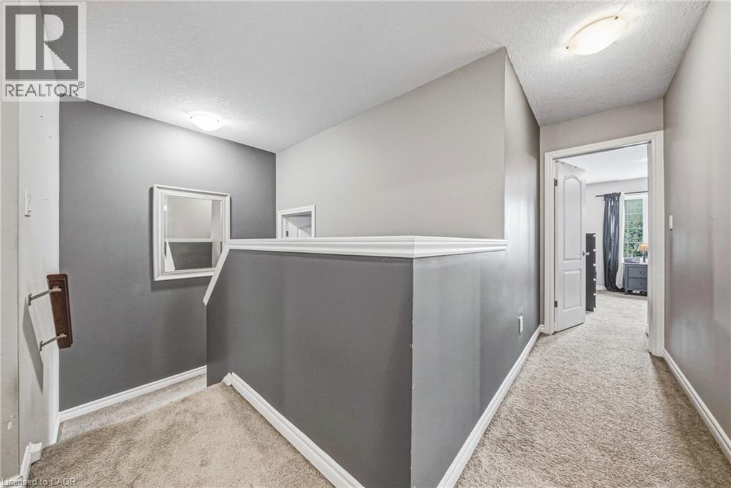 93 Couling Crescent Property Photo 18