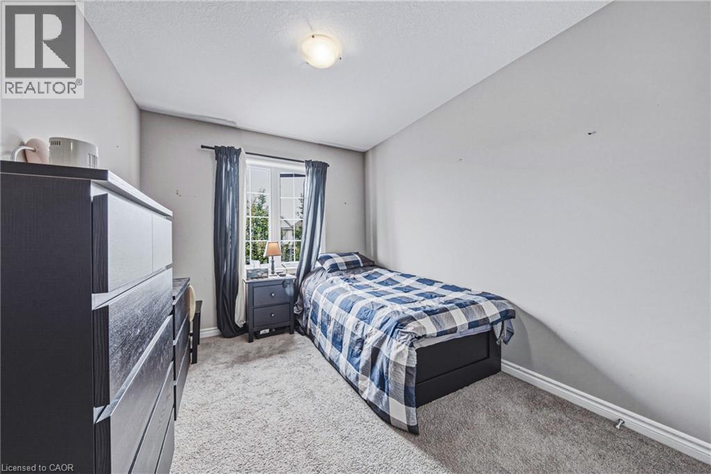 93 Couling Crescent Property Photo 20