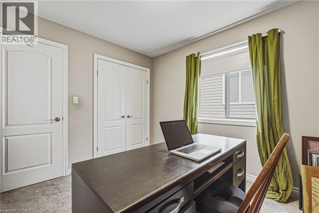 93 Couling Crescent Property Photo 23