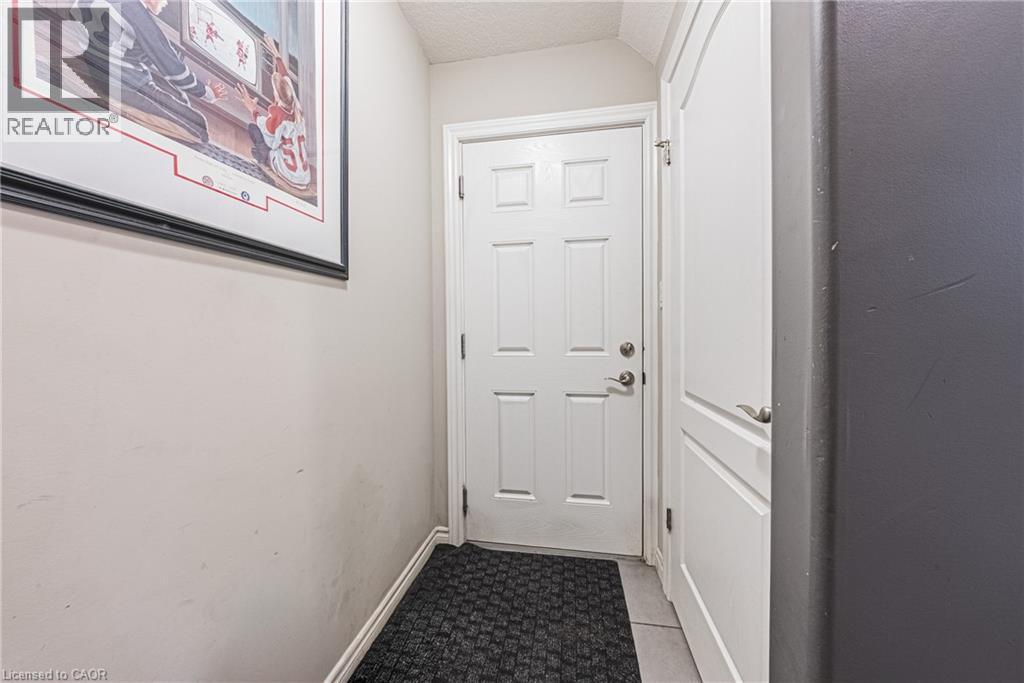 93 Couling Crescent Property Photo 29