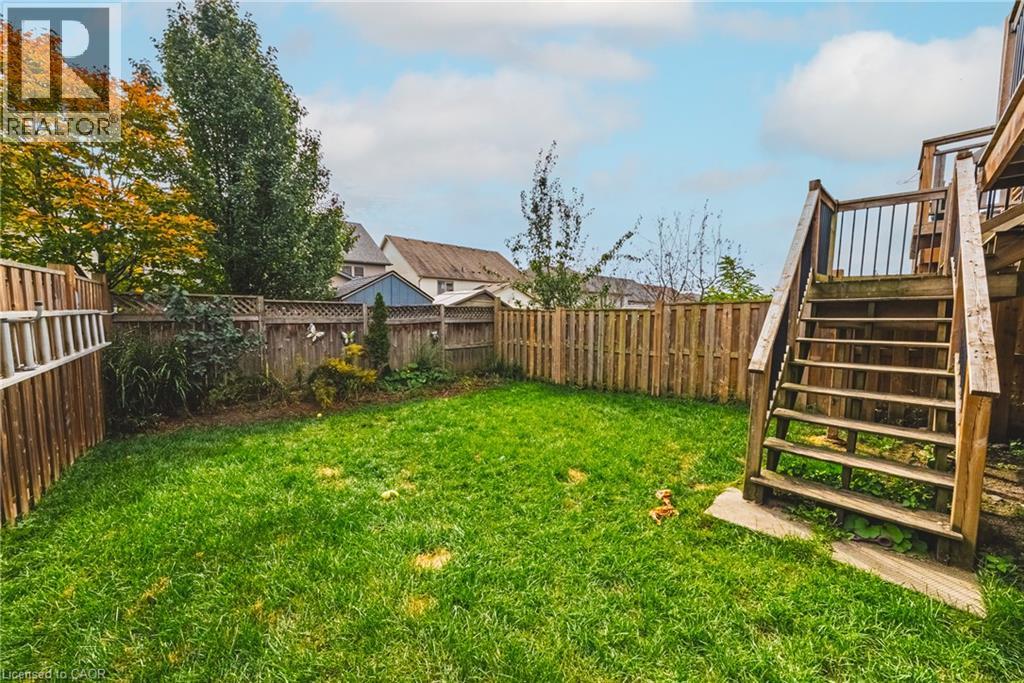93 Couling Crescent Property Photo 31