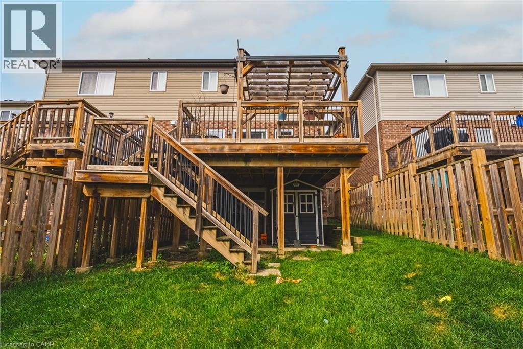 93 Couling Crescent Property Photo 33