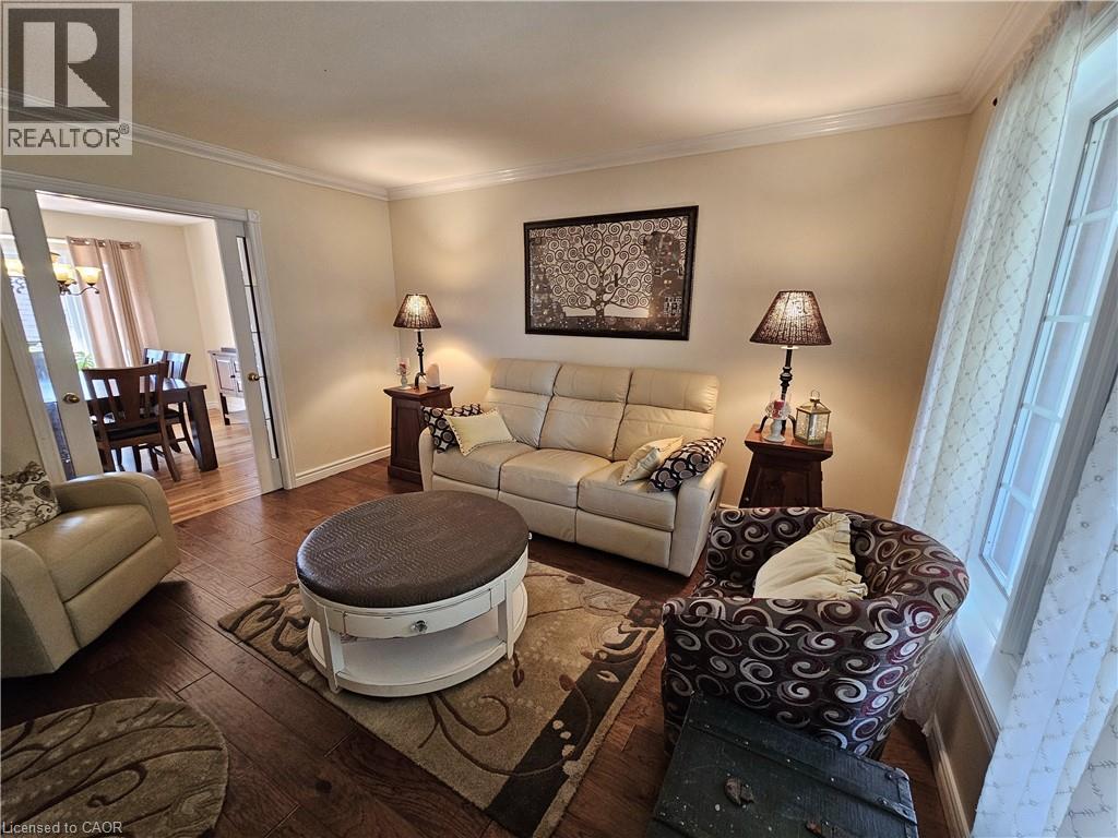 120 Lynndale Road Property Photo 6
