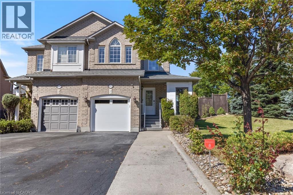 6653 Opera Glass Crescent Property Photo 2