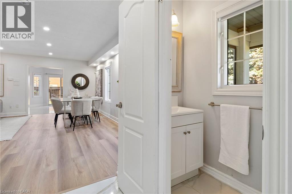 6653 Opera Glass Crescent Property Photo 10