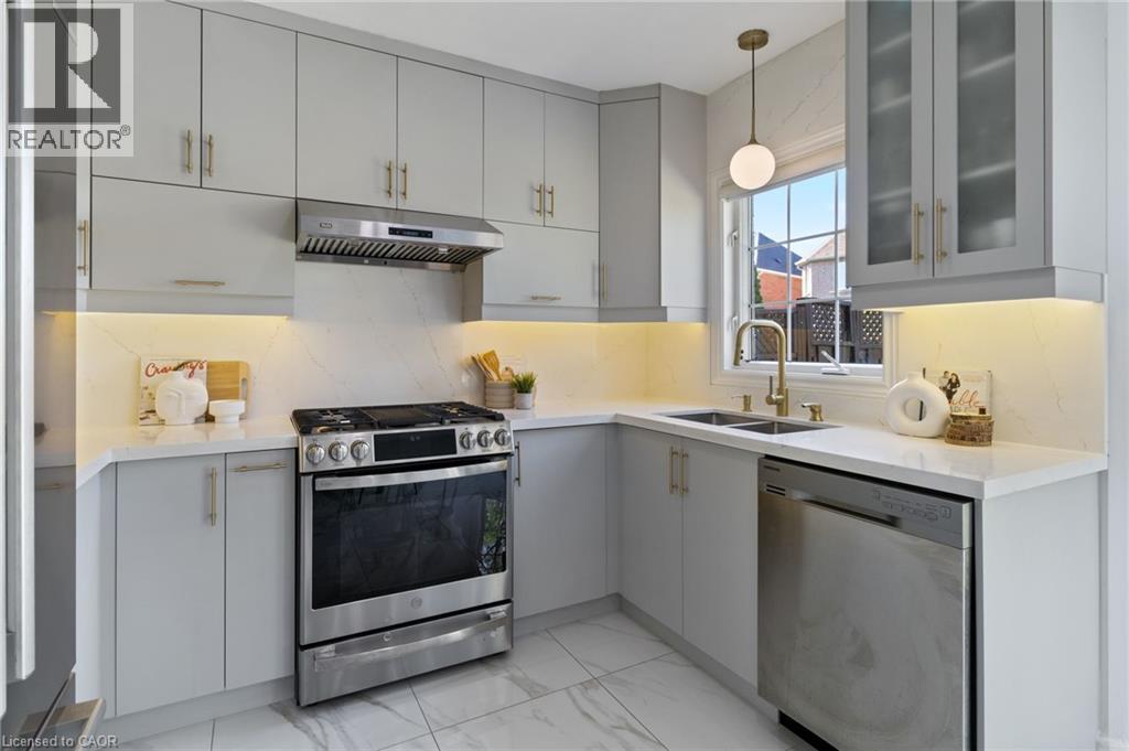 6653 Opera Glass Crescent Property Photo 17