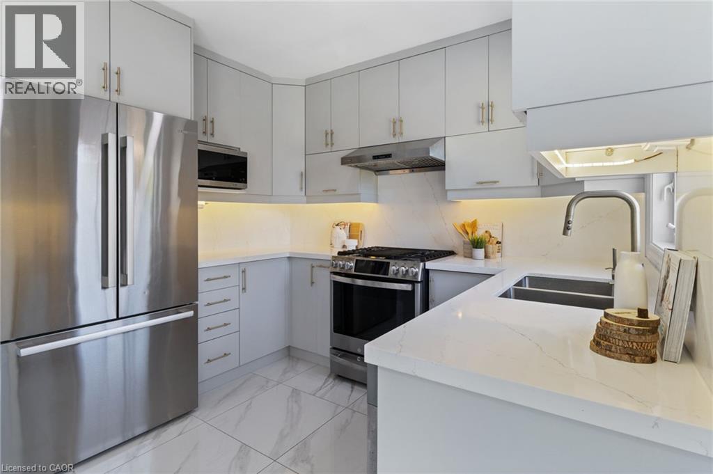 6653 Opera Glass Crescent Property Photo 18
