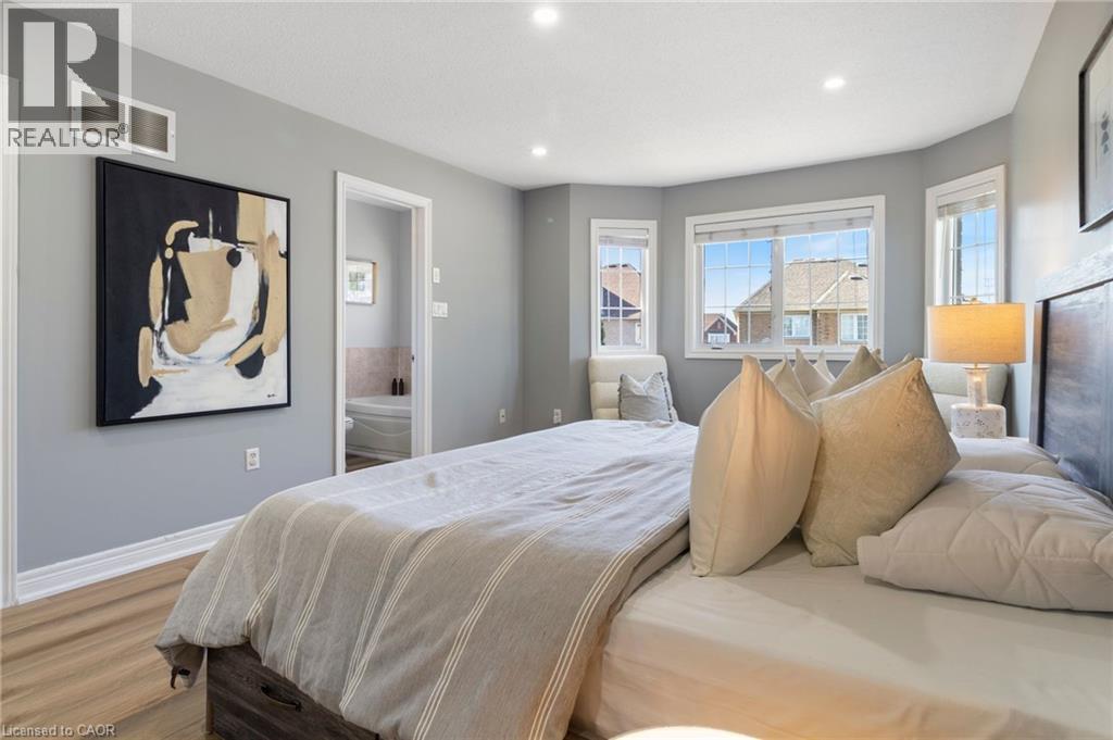 6653 Opera Glass Crescent Property Photo 33