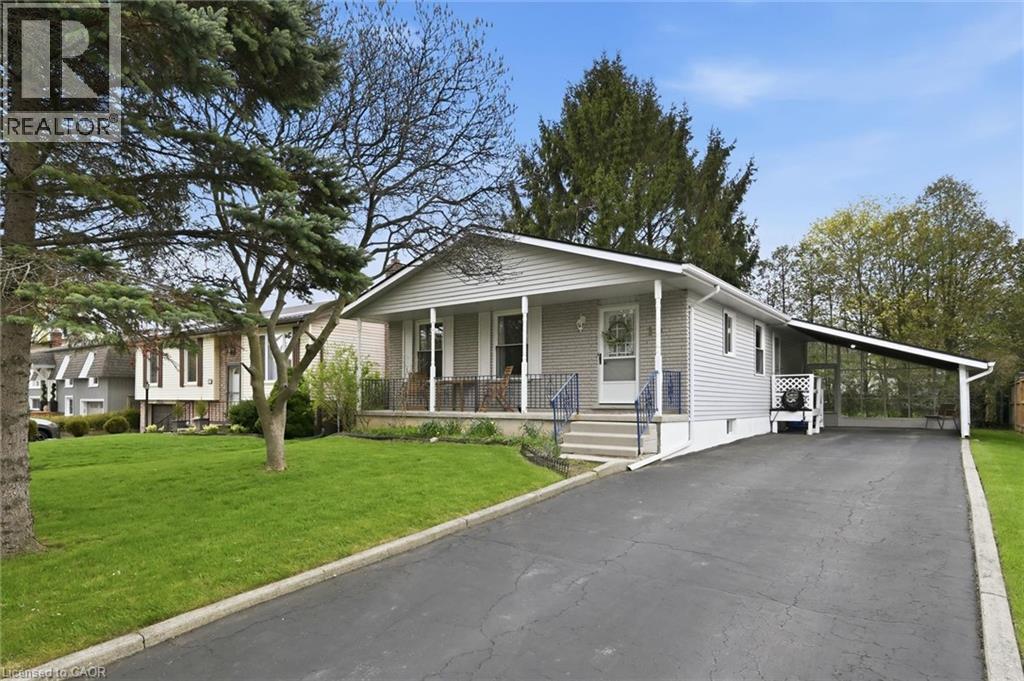 17 Richardson Drive Property Photo 3