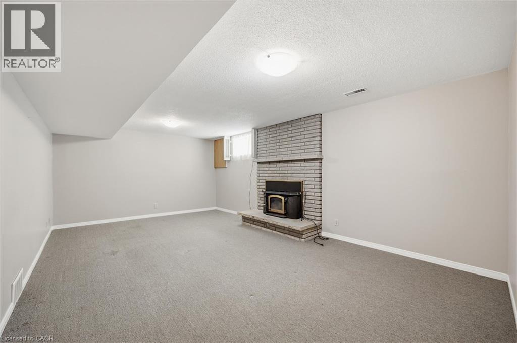 17 Richardson Drive Property Photo 27