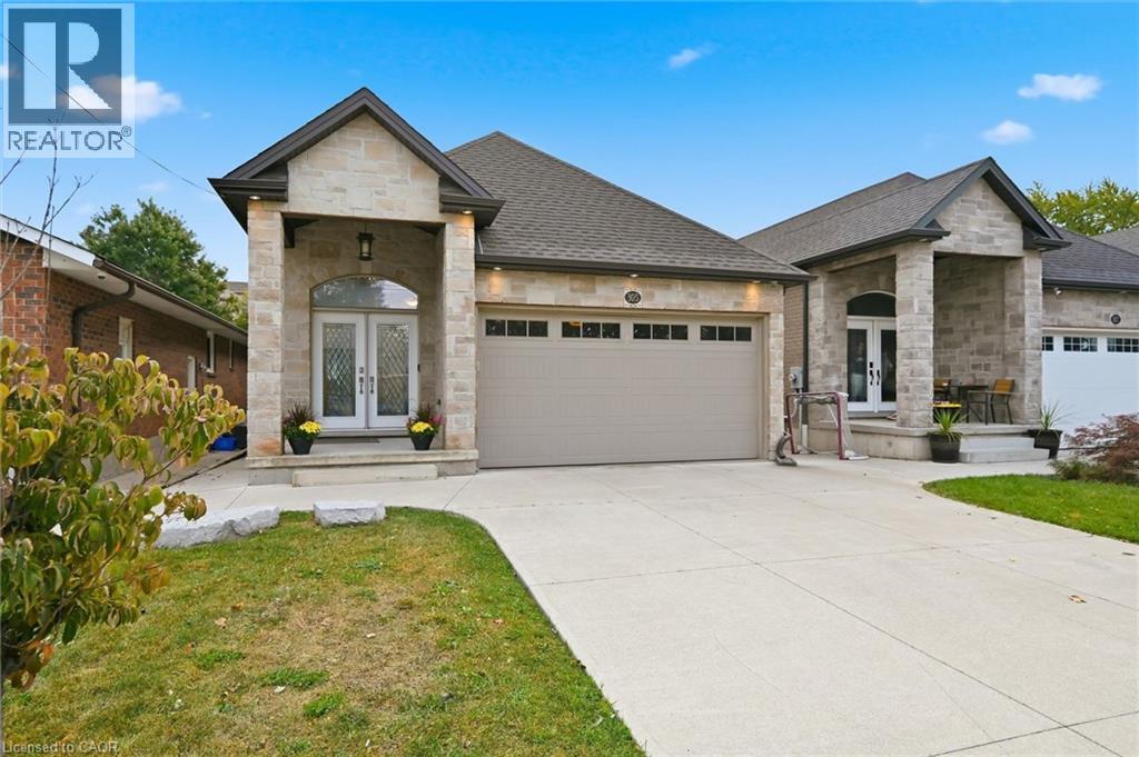 305 Caledon Avenue Property Photo 43
