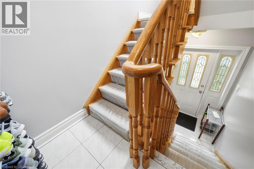 277 Harvie Avenue Property Photo 17