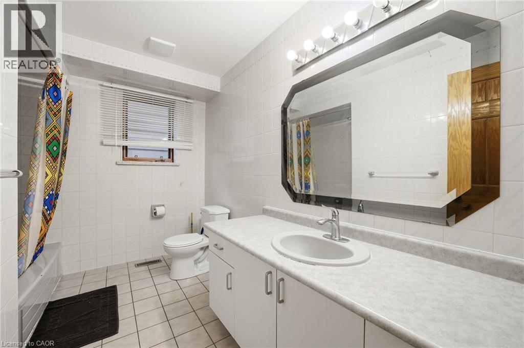 277 Harvie Avenue Property Photo 24