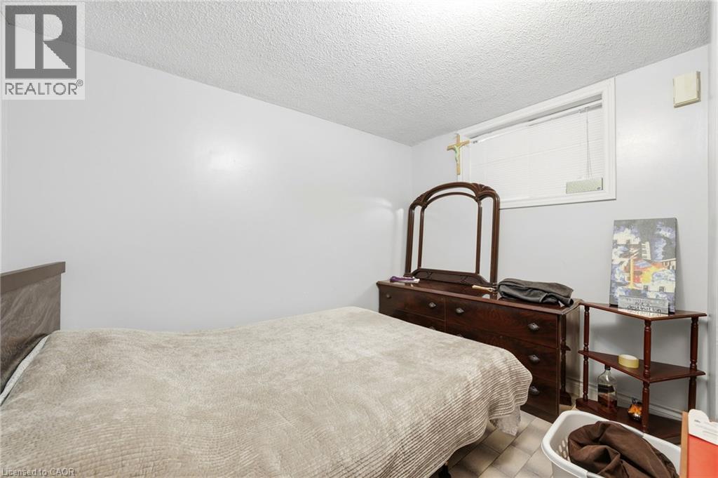 277 Harvie Avenue Property Photo 39