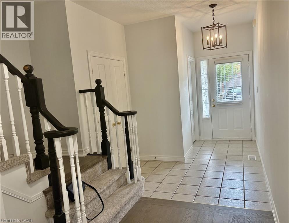 5325 Applegarth Drive Property Photo 3
