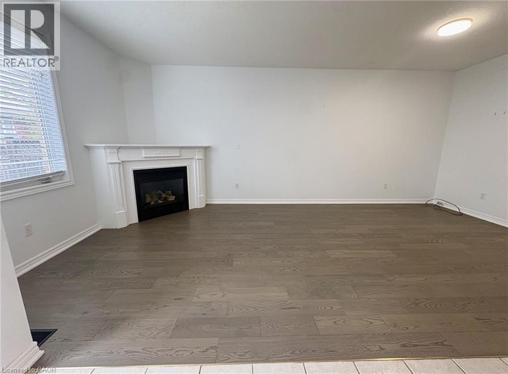 5325 Applegarth Drive Property Photo 7