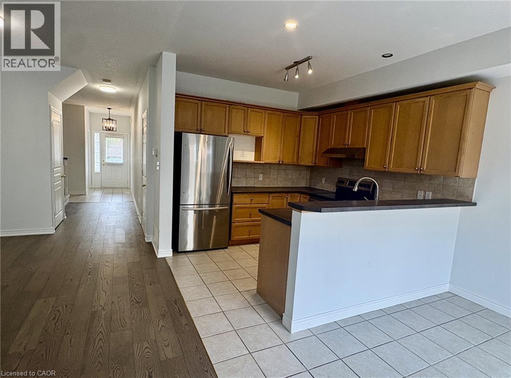 5325 Applegarth Drive Property Photo 9