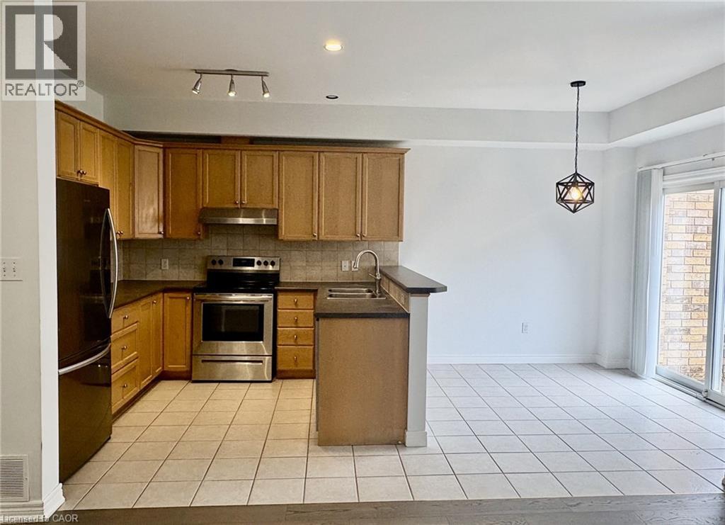 5325 Applegarth Drive Property Photo 10