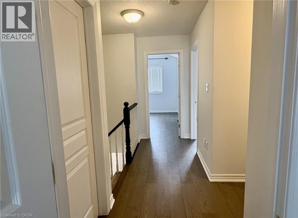 5325 Applegarth Drive Property Photo 13