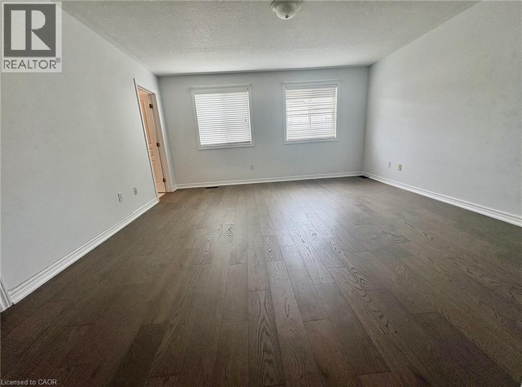 5325 Applegarth Drive Property Photo 14