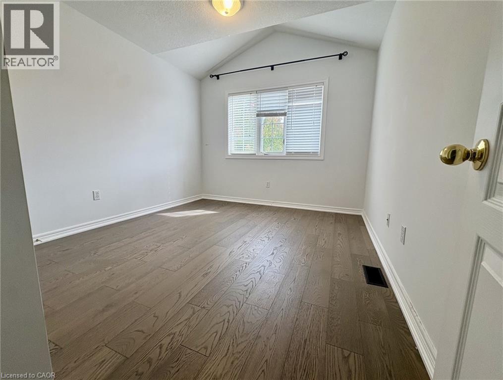 5325 Applegarth Drive Property Photo 18