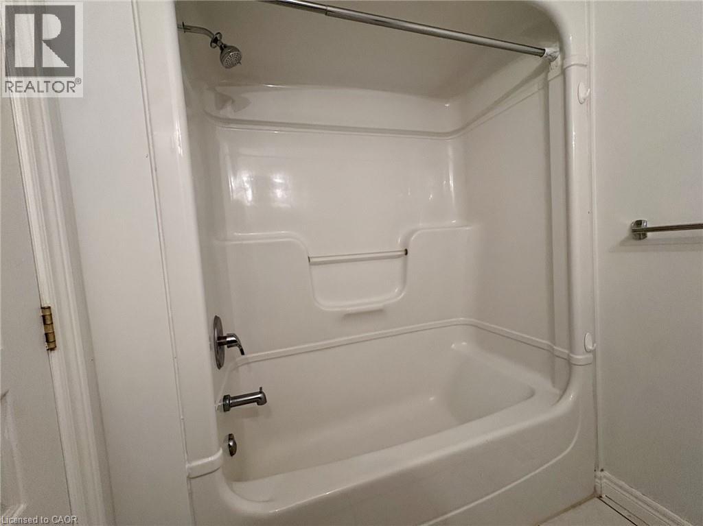 5325 Applegarth Drive Property Photo 21