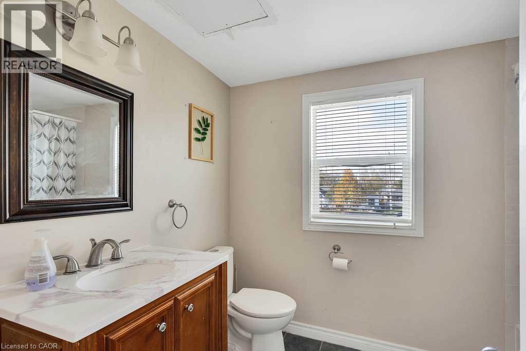 797 Hamilton Road Property Photo 5