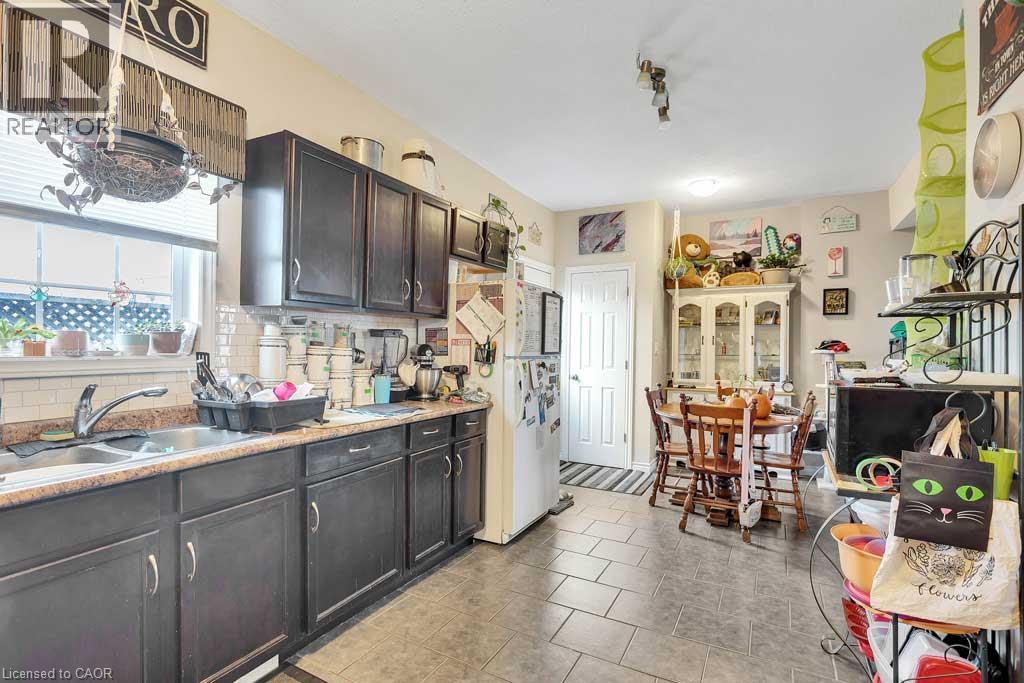 797 Hamilton Road Property Photo 8