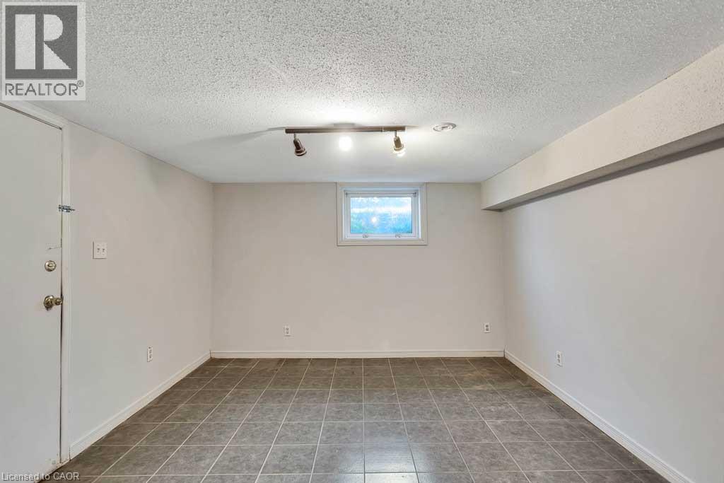 797 Hamilton Road Property Photo 17