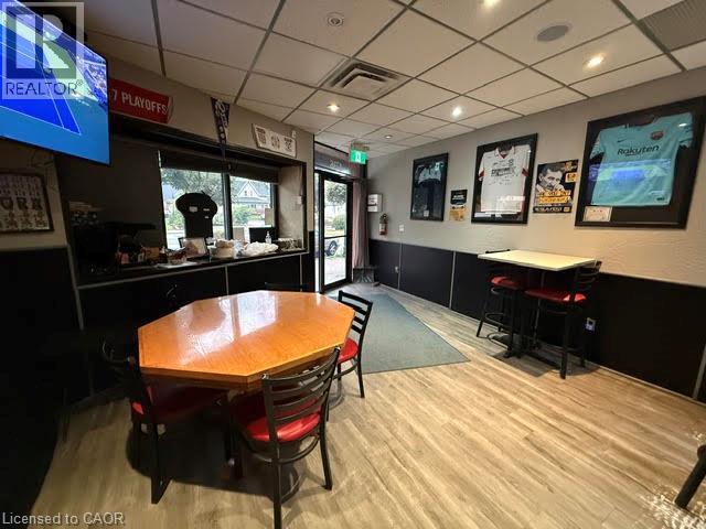 4736 Valley Way Property Photo 4