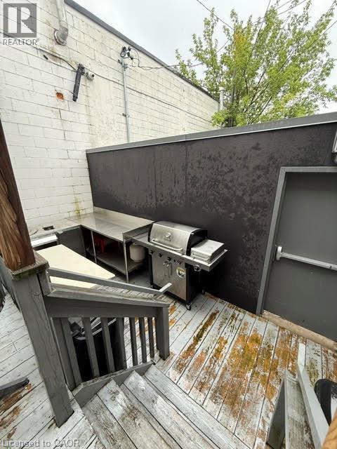 4736 Valley Way Property Photo 9