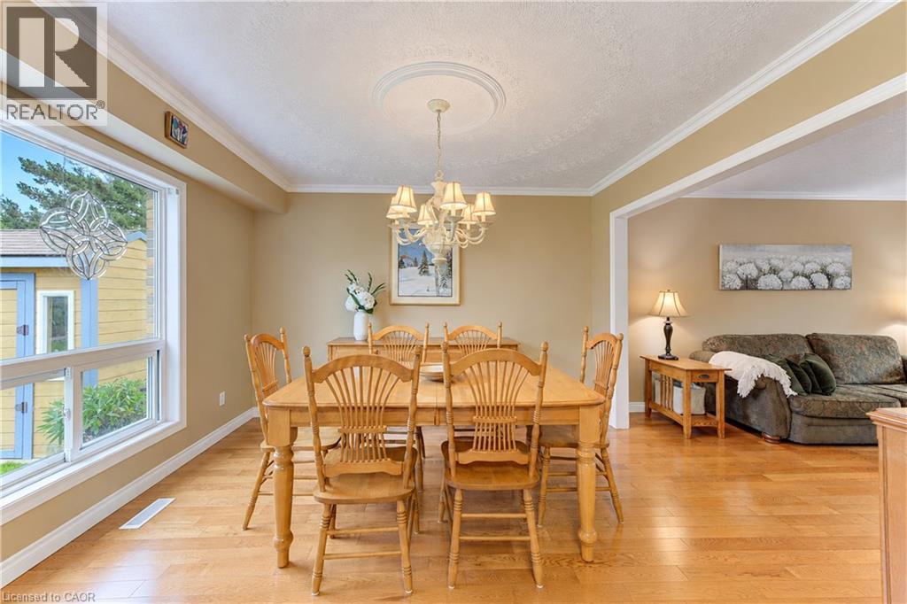 104 Deerwood Crescent Property Photo 12
