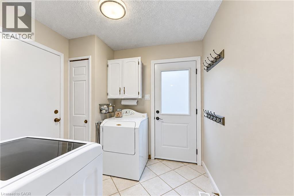 104 Deerwood Crescent Property Photo 20