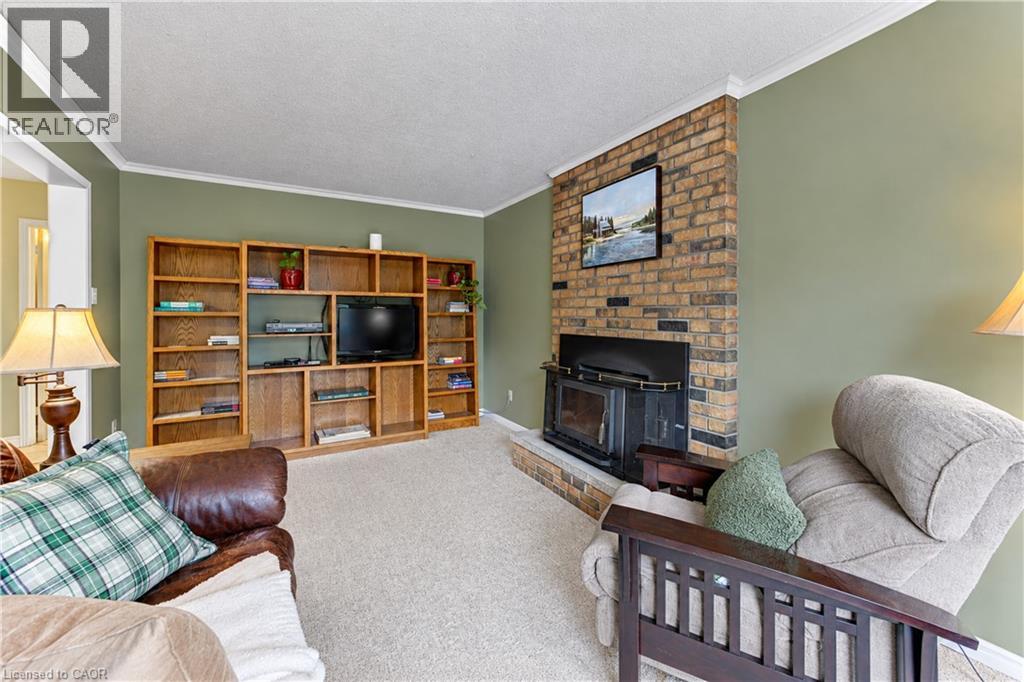 104 Deerwood Crescent Property Photo 22