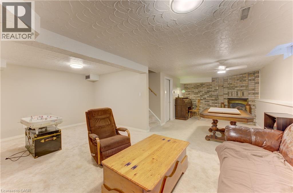 104 Deerwood Crescent Property Photo 38