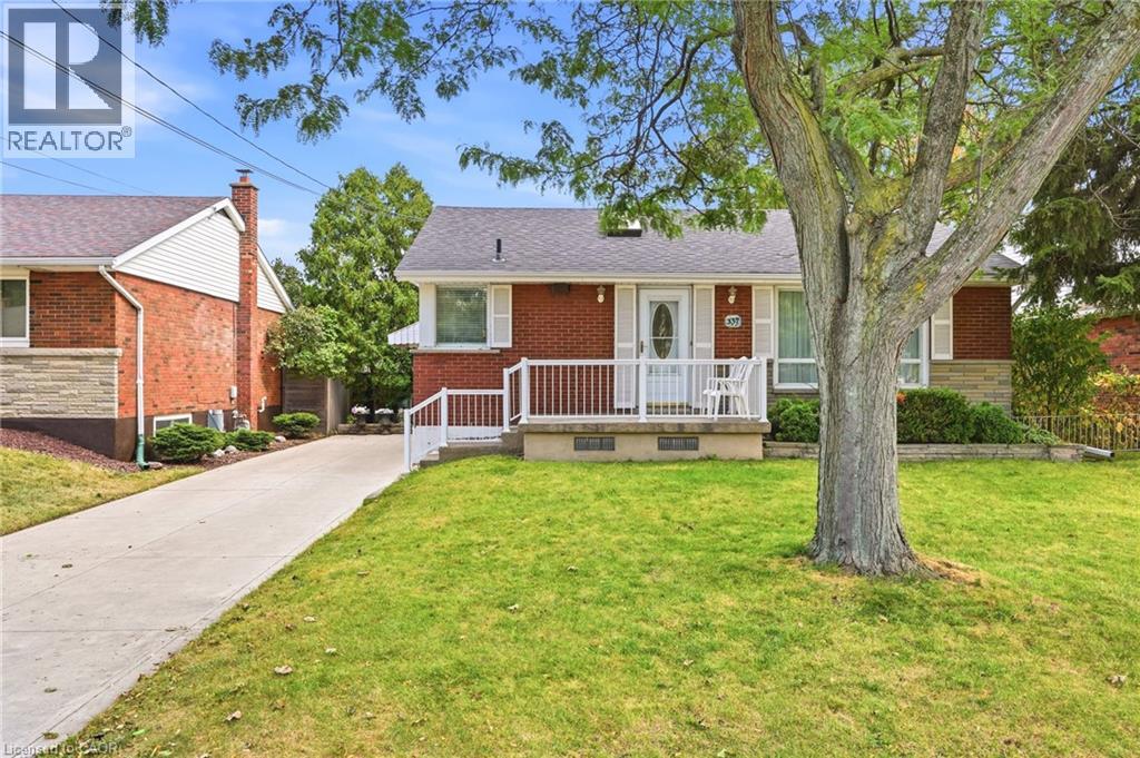 137 Terrace Drive Property Photo 3