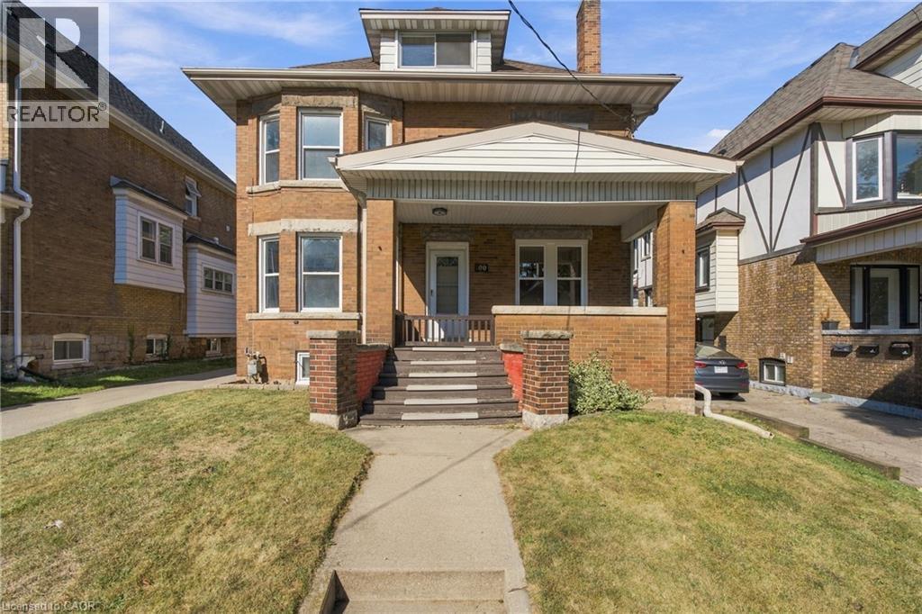 100 Balsam Avenue S Property Photo 3