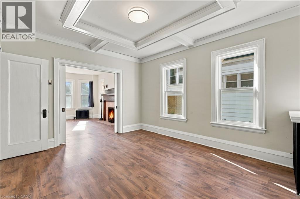 100 Balsam Avenue S Property Photo 20