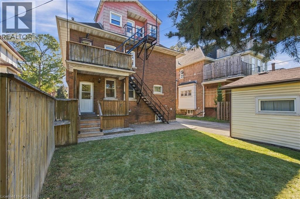 100 Balsam Avenue S Property Photo 47