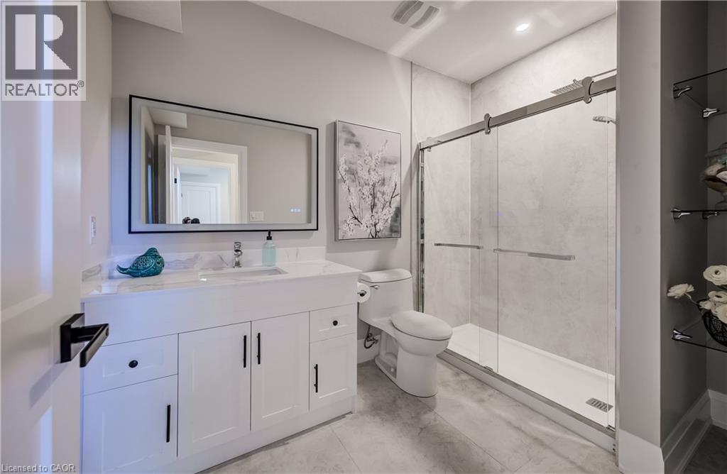 61 Schweitzer Street Property Photo 39