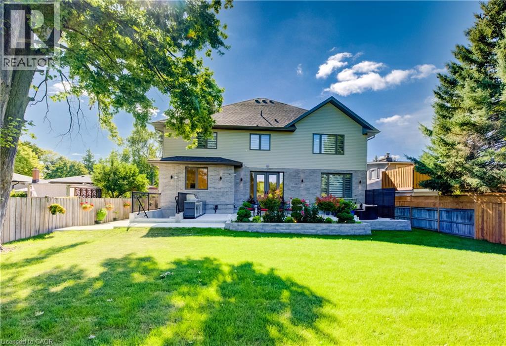 61 Schweitzer Street Property Photo 45
