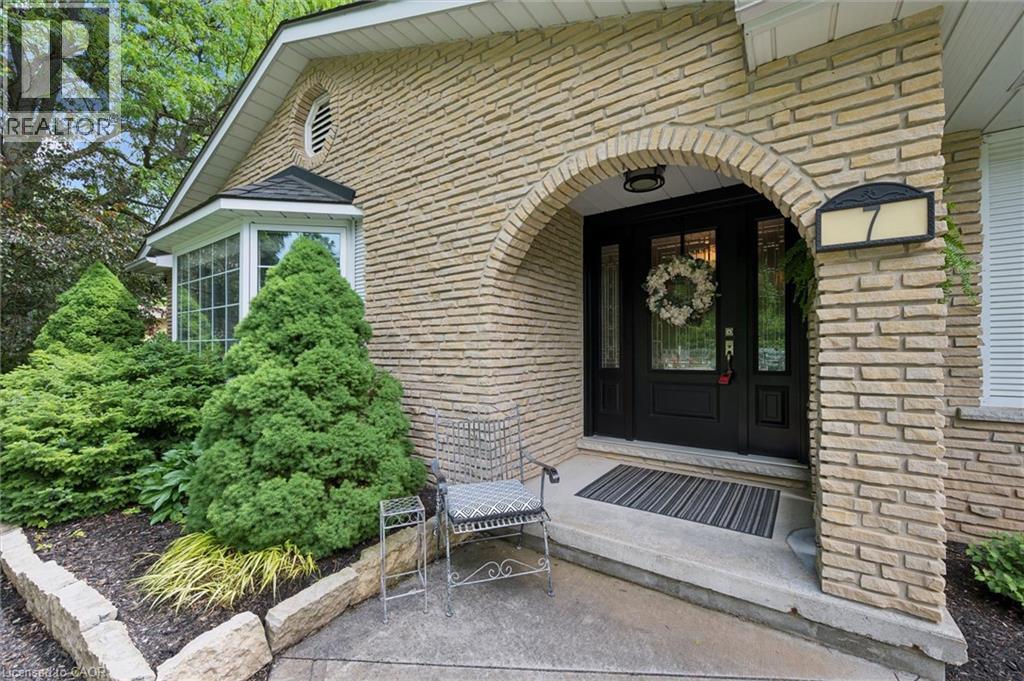 7 King Street Property Photo 6