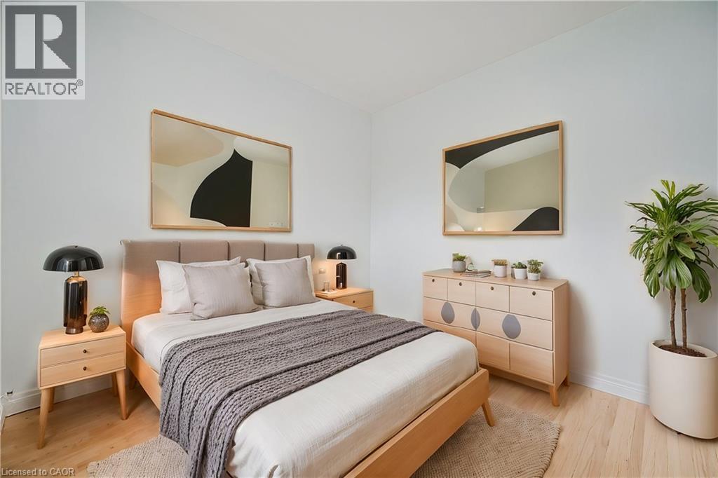 38 Endfield Avenue Unit# Main Property Photo 12
