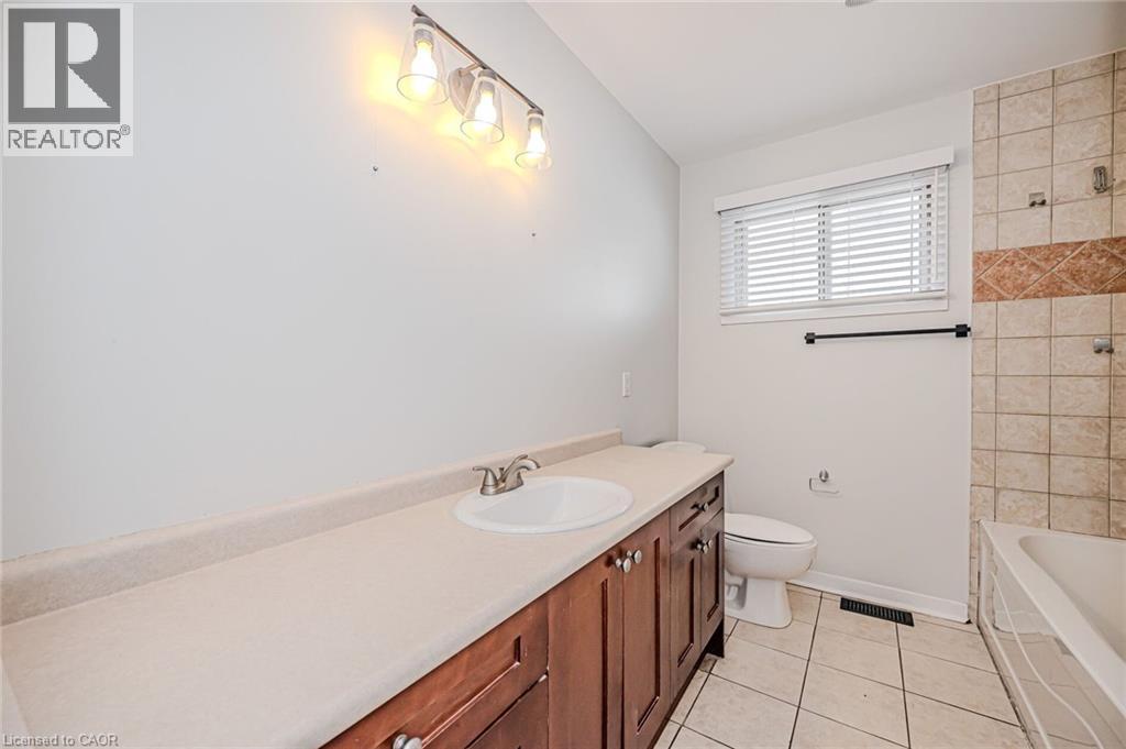 38 Endfield Avenue Unit# Main Property Photo 14