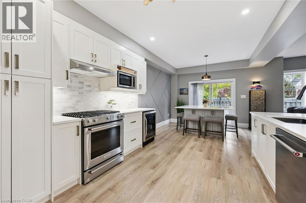 276 Sims Estate Drive Unit# 9 Property Photo 6