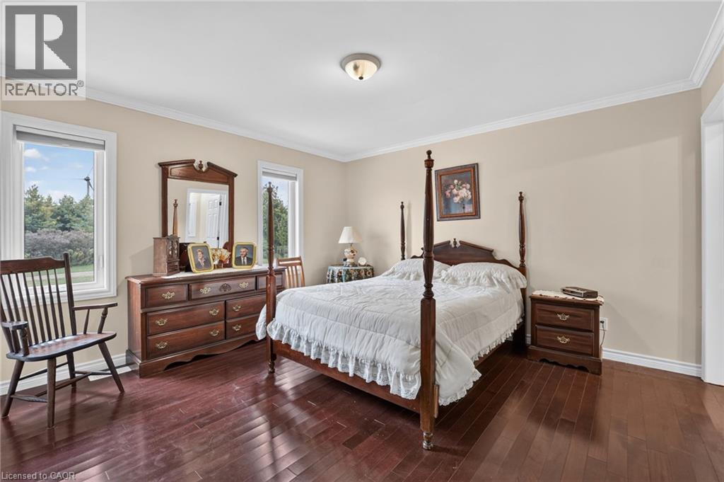 4891 Vaughan Road E Property Photo 10
