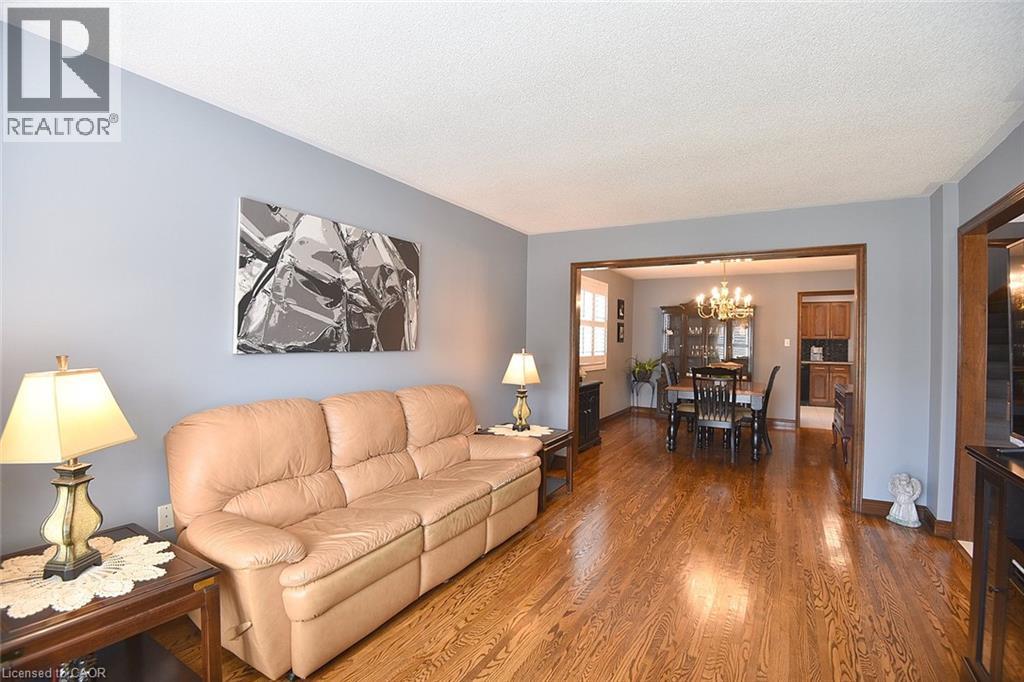 36 Tommar Place Property Photo 9