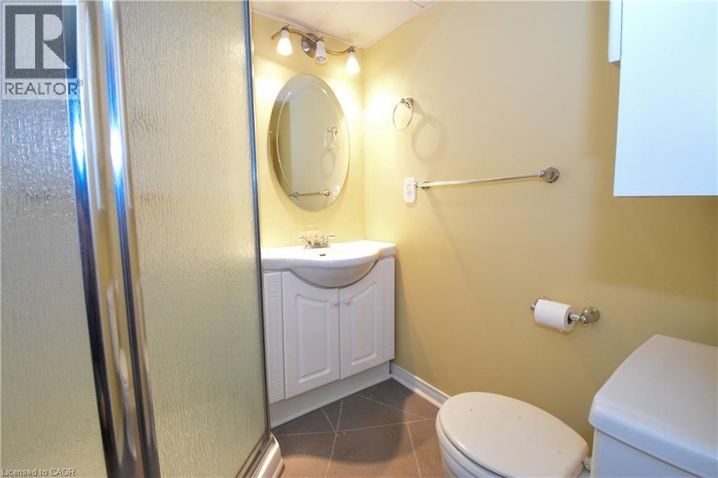 272 Carlton Street Property Photo 17