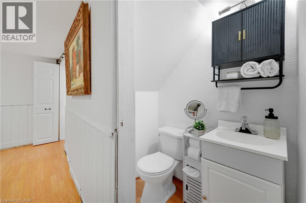 10 Goldfinch Road Property Photo 28