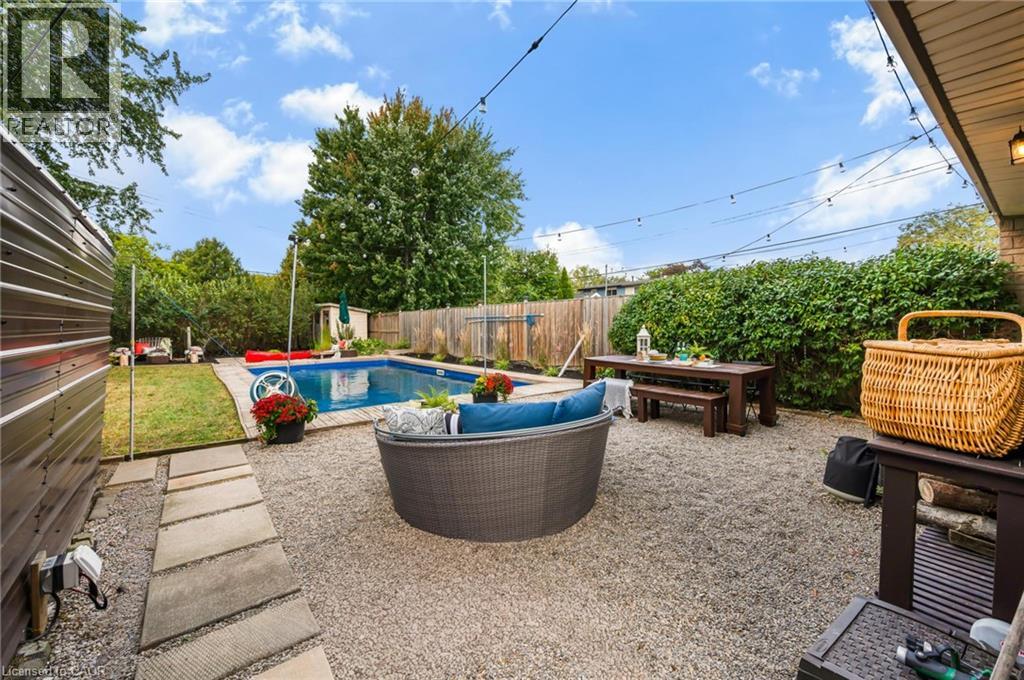10 Goldfinch Road Property Photo 29